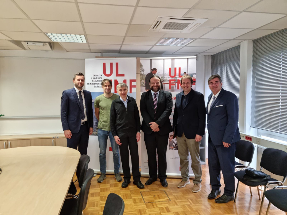 Sodelovanje matematičnih fakultet Ljubljane in Tuzle